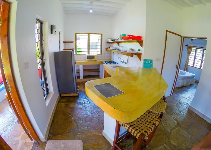 Doric Cottages Diani
